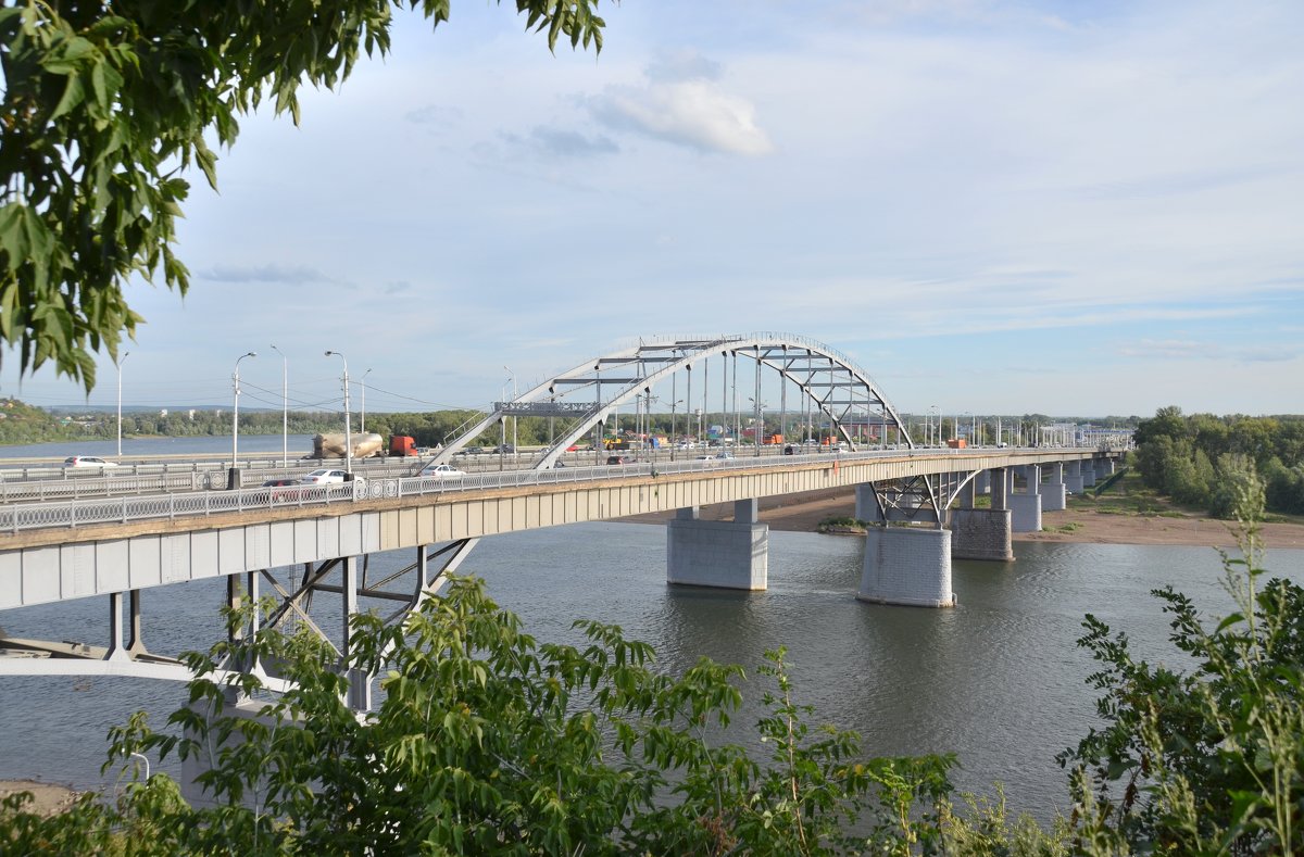 Мост через реку Белая - Юрий 