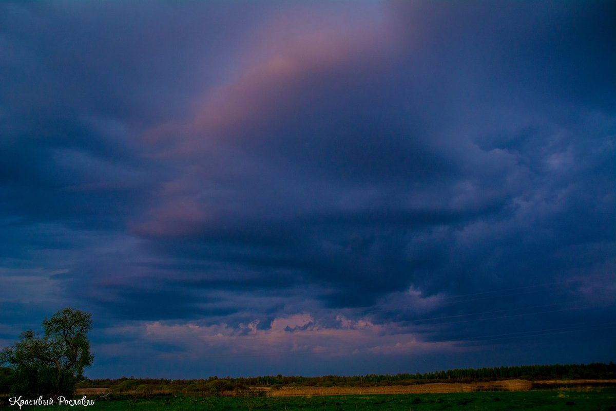 весеннее небо перед дождём - Павел Данилевский