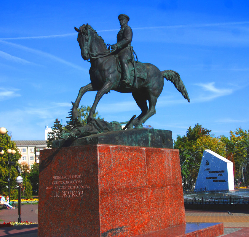 Памятник Г.К.Жукову. - Александр Атаулин