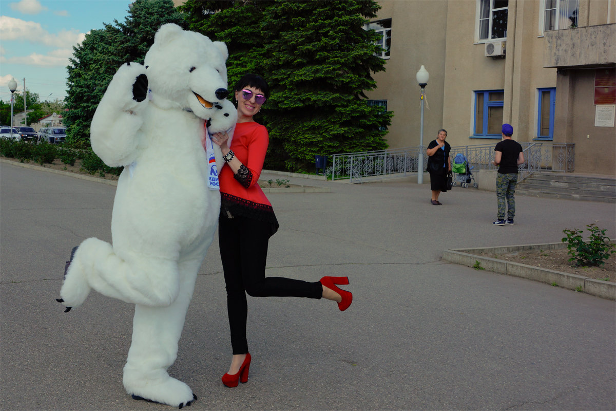 для русских обычное дело медведи в городе - Наталия Сарана