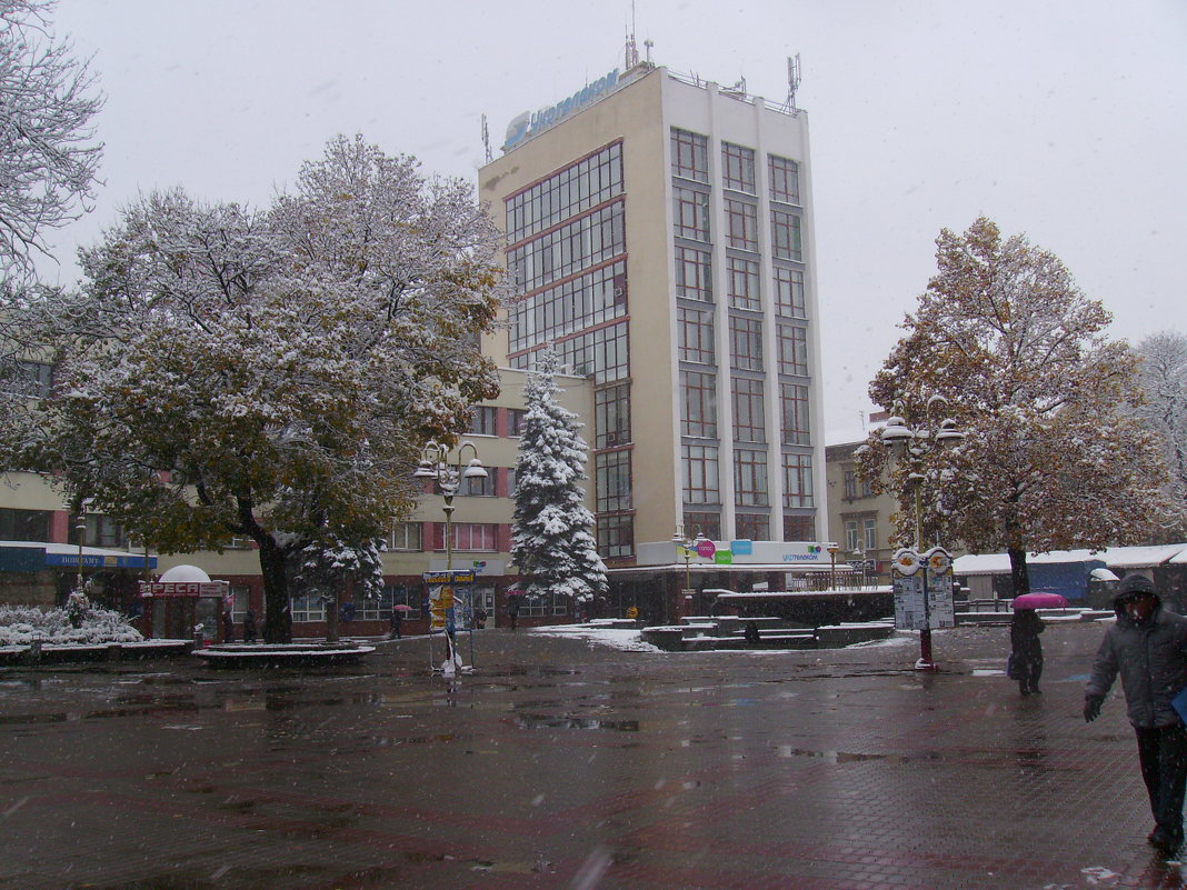 Зимняя  погода  в  Ивано - Франковске - Андрей  Васильевич Коляскин