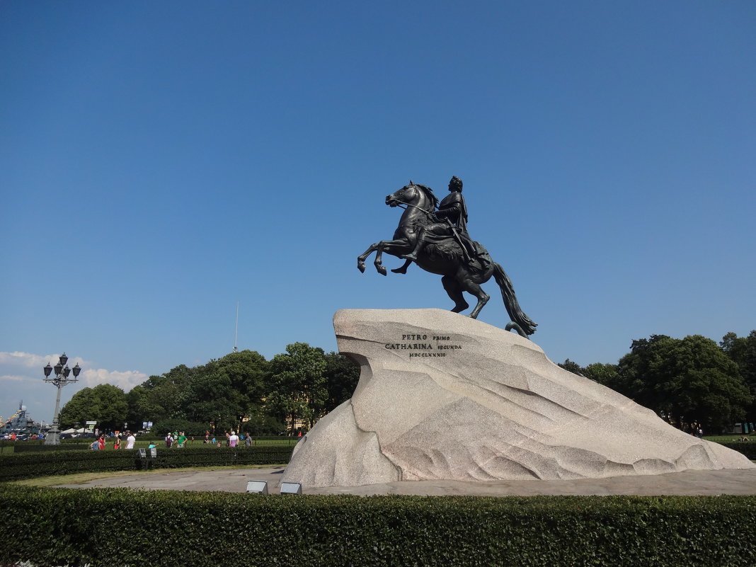 Первый конный памятник русскому царю - Svet Lana 