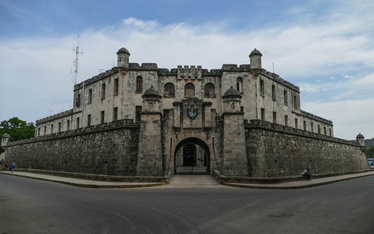 Еще одна крепость в Гаване. Куба - Юрий Поляков