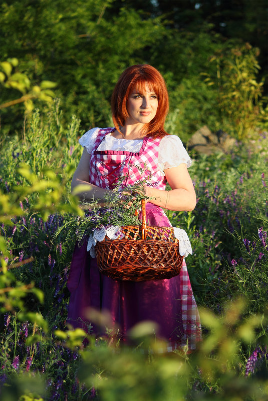 Dirndl Girl - Olga Volkova