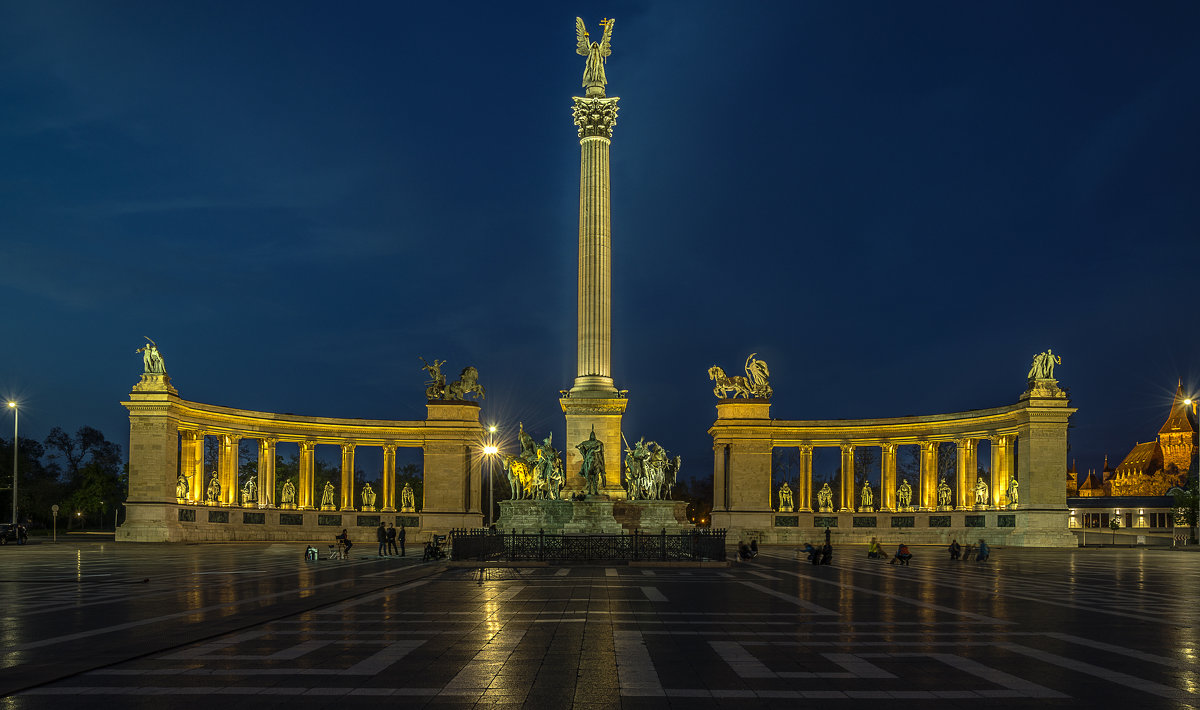 Площадь Героев в Будапеште. - Борис Гольдберг