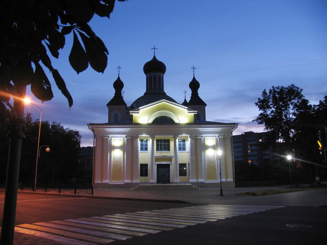 церковь ВОСКРЕСЕНИЕ СЛАВУЩЕГО - Vetrapul Veremej