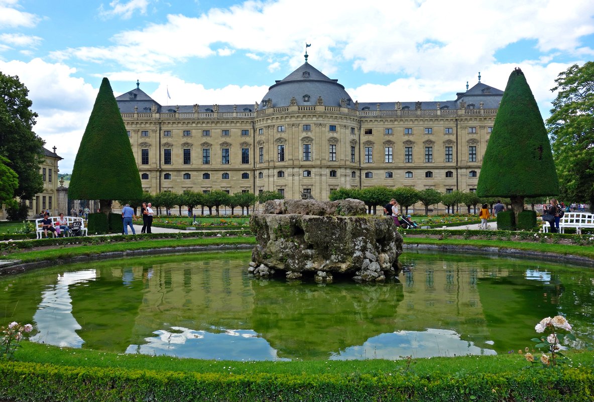 Дворцовый парк в Вюрцбурге - Galina Dzubina