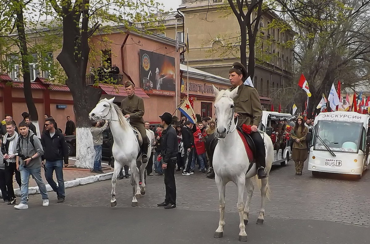 Парад в день освобождения Одессы 10 апреля 2014 г. - Александр Цисарь