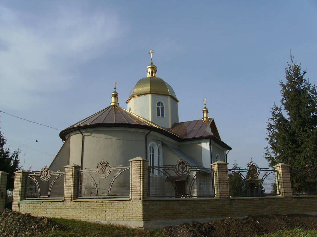 Греко - католический  храм  в  Городенке - Андрей  Васильевич Коляскин