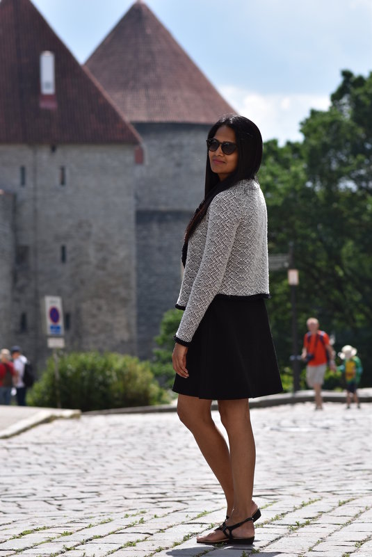 Walking girl in Tallinn 29.06.16 - Ирина Шавырина
