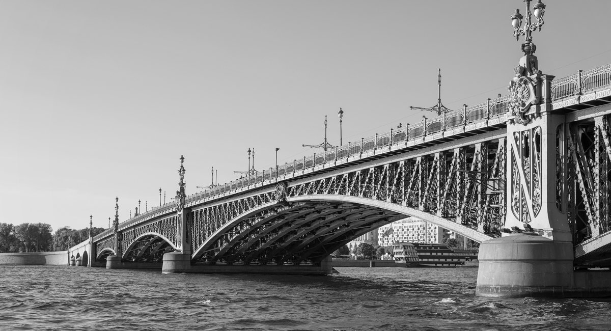 Троицкий мост - Марат Рысбеков