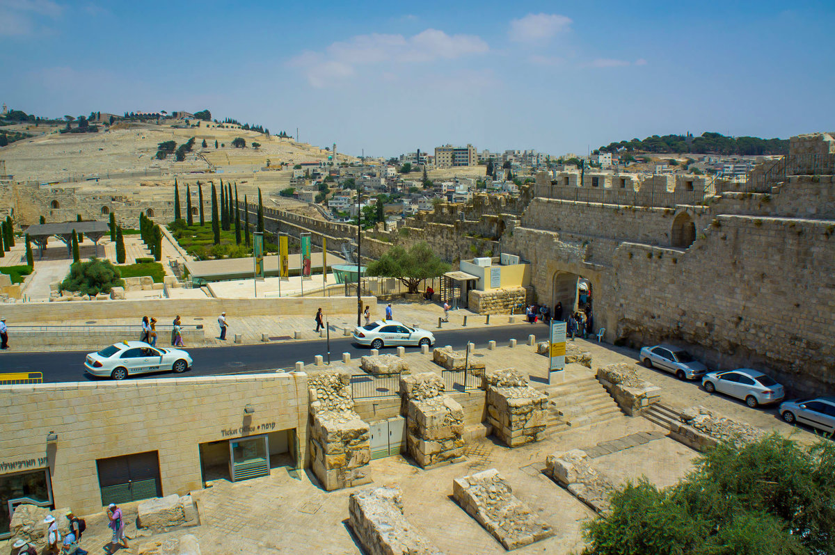 Иерусалим, Старый Город, вид на Масличную гору и Мусорные ворота - Игорь Герман