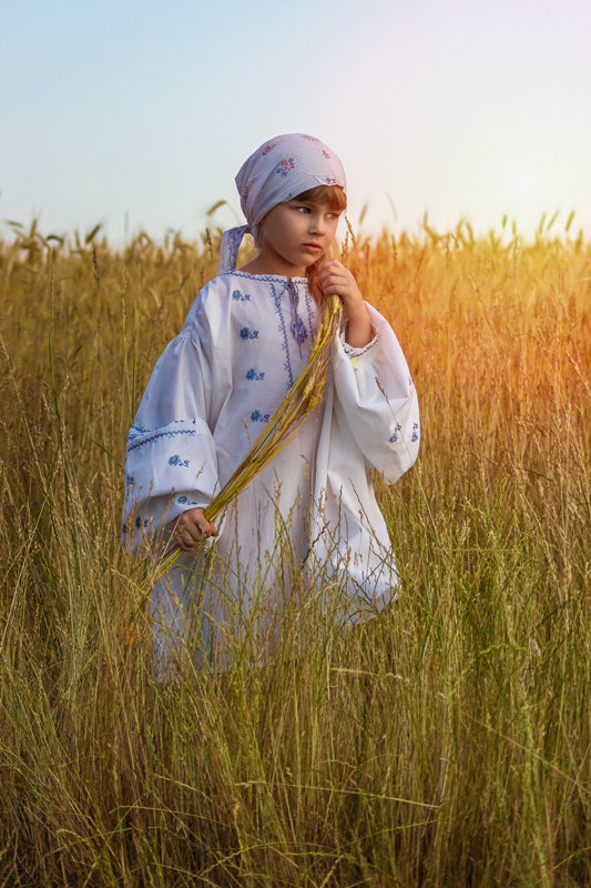 Девочка - крестьянка - Tatsiana Latushko