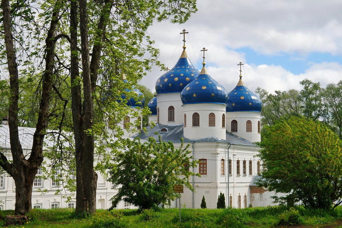 новгородская область храмы и монастыри