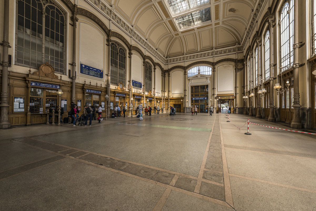 Железнодорожный вокзал, Будапешт - Борис Гольдберг