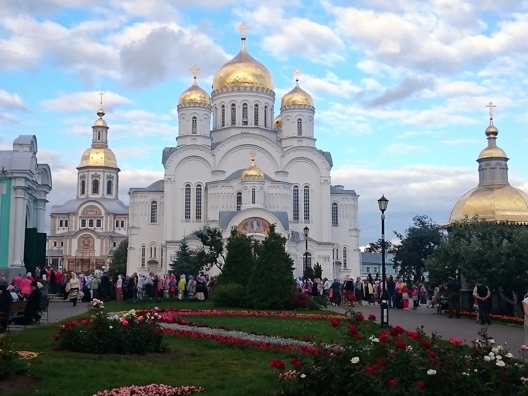 Свято Троицкий собор Серафимо Дивеевского монастыря