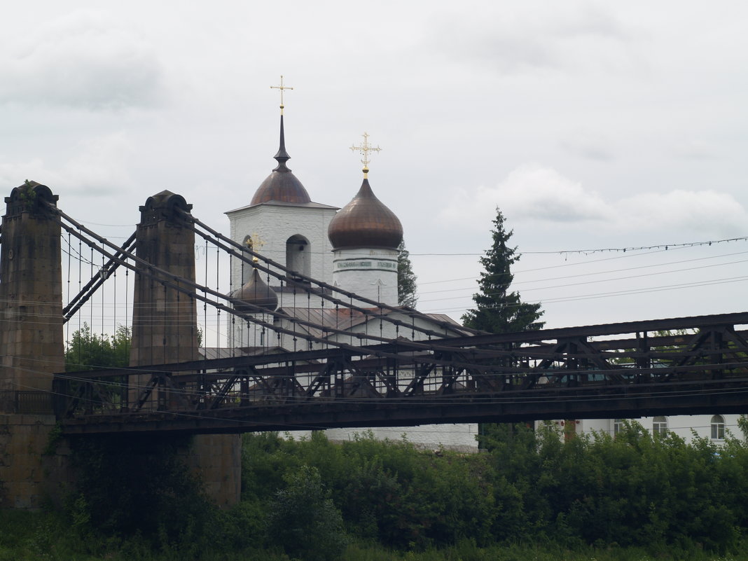 Вид на цепной мост - Михаил Юрьевич