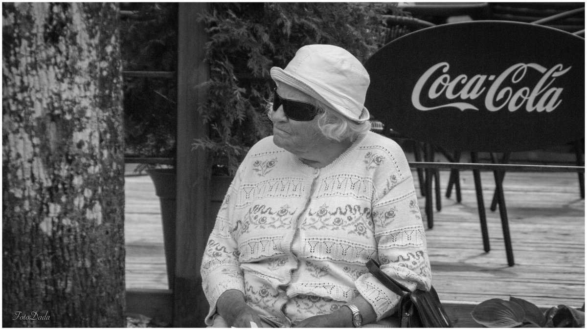 Бабушка и Coca Cola - Игорь Абламейко