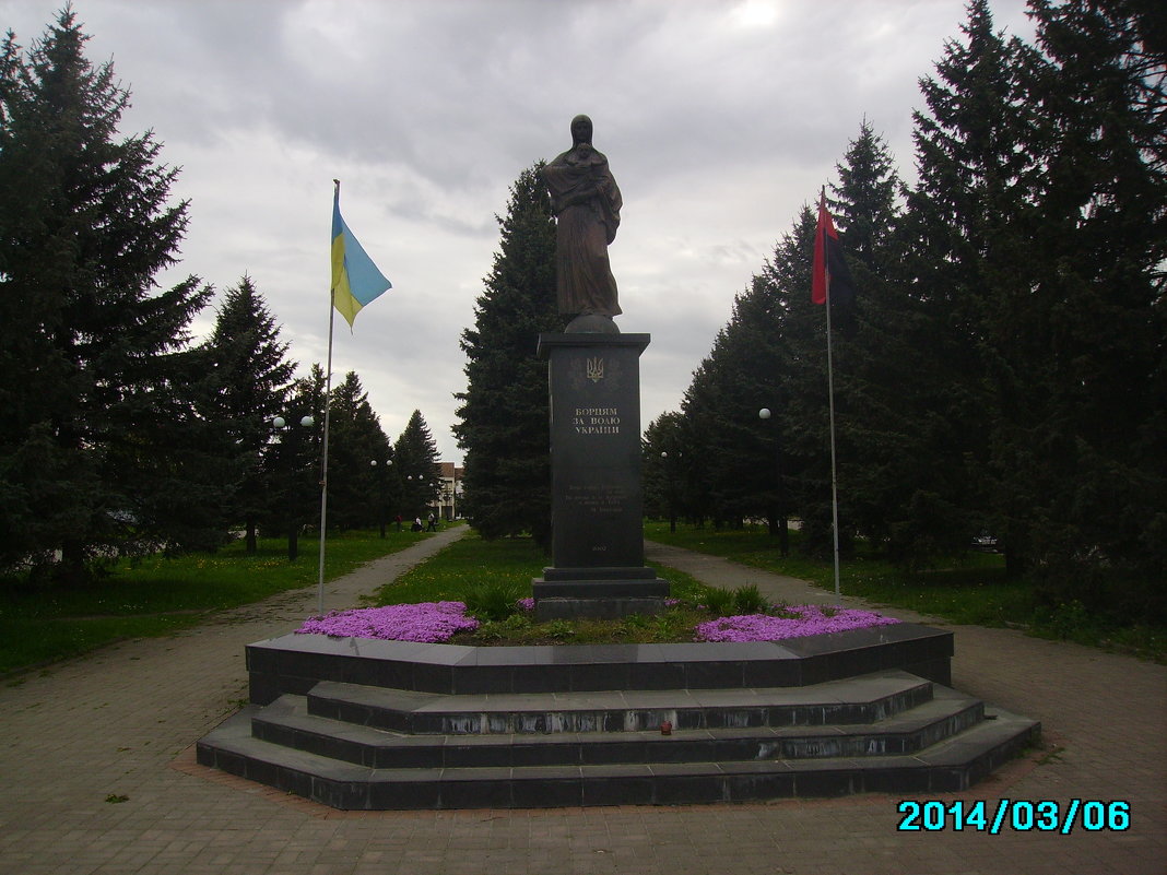 Памятник   борцам  за  волю  Украины  в  Ивано - Франковске - Андрей  Васильевич Коляскин