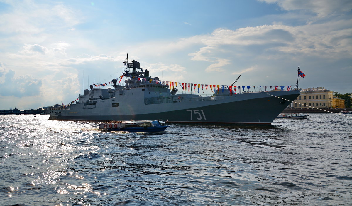 Сторожевой корабль Адмирал Ессен - Валентина Папилова