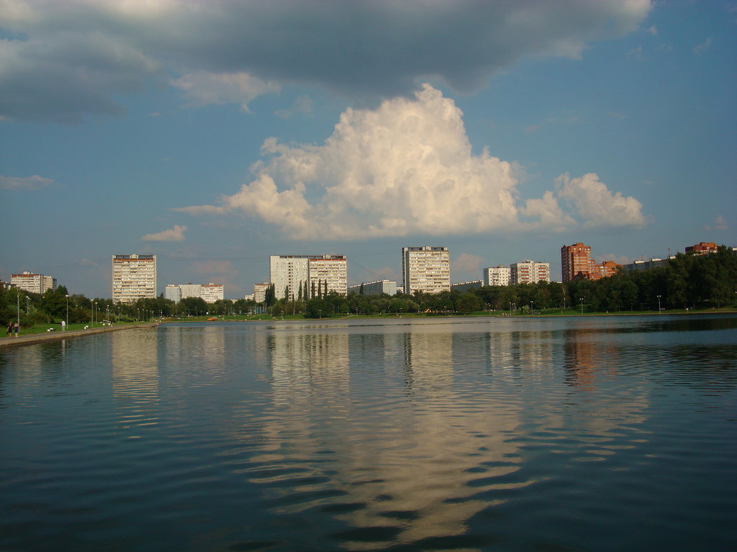 Казалось, что просто облака - Андрей Лукьянов