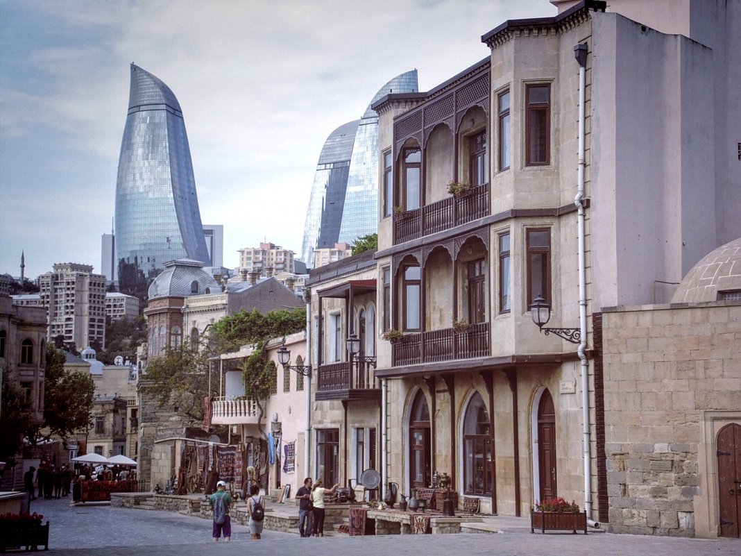 красивый город Баку - Айан 