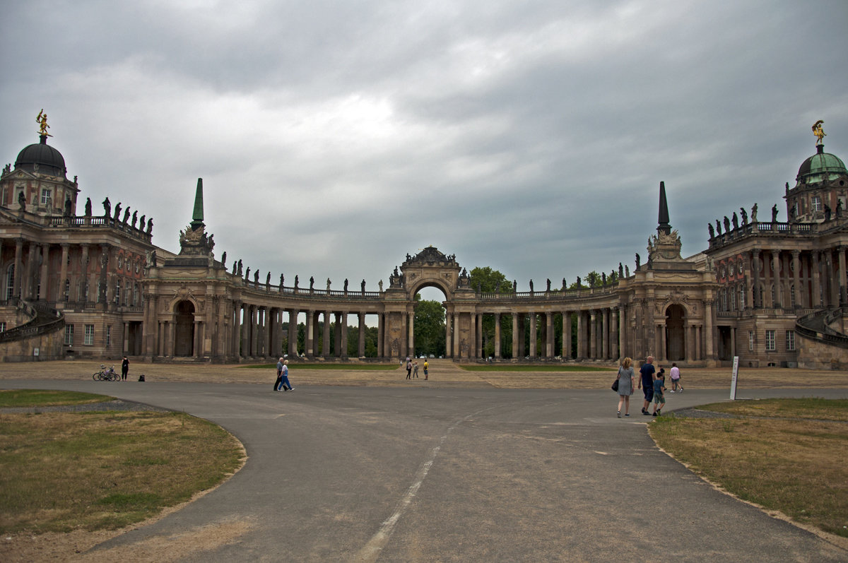 Entrance to New Palace in Sans-Souci Park - Roman Ilnytskyi