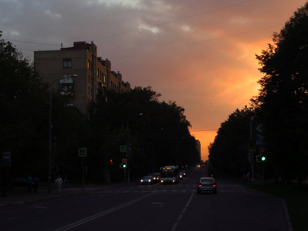 Вечер в городе - Андрей Лукьянов