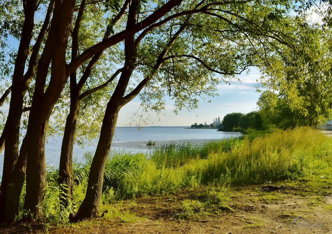 Прогулка вдоль берега озера Неро - Olcen - Ольга Лён