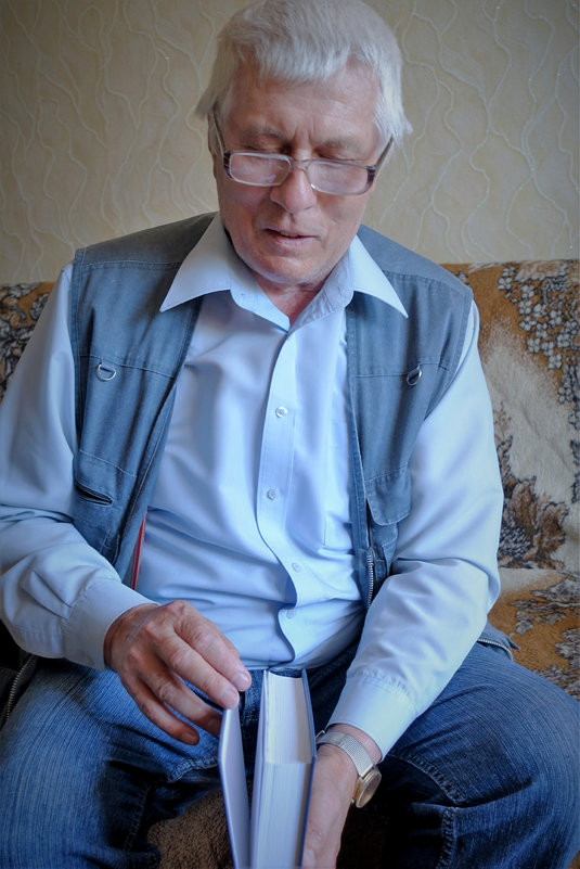 Журналист Николай Уваров - Валерий Талашов