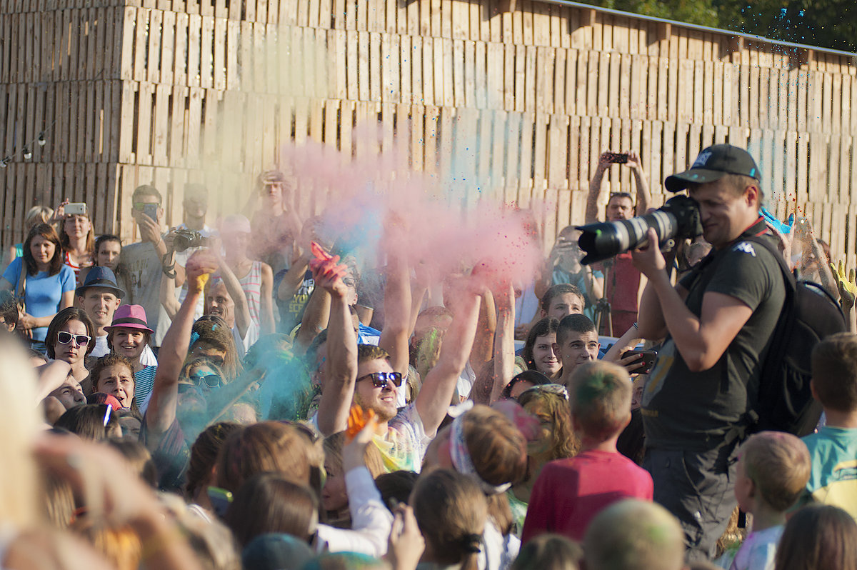 Holi in che - Павел 