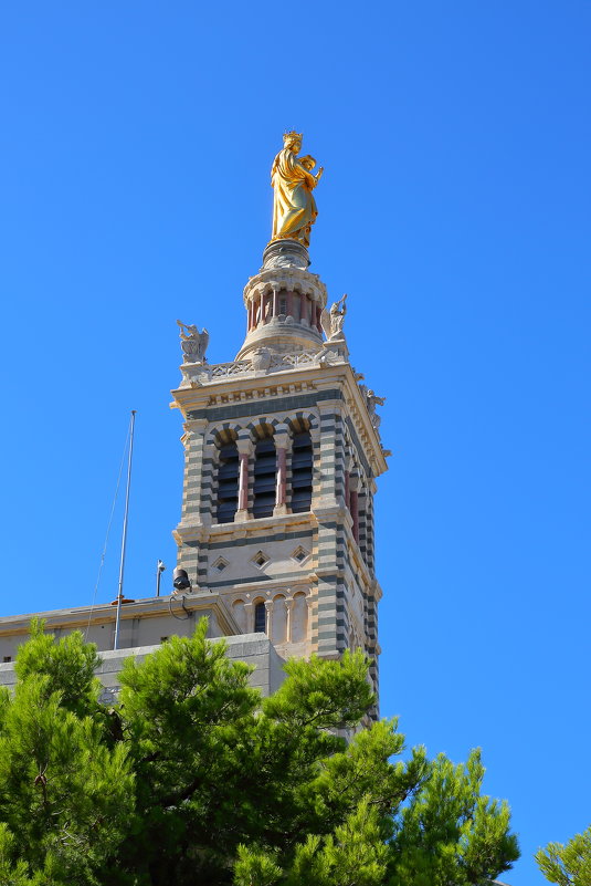 Нотр-Дам-де-ла-Гард — базилика в Марселе - ALEX KHAZAN