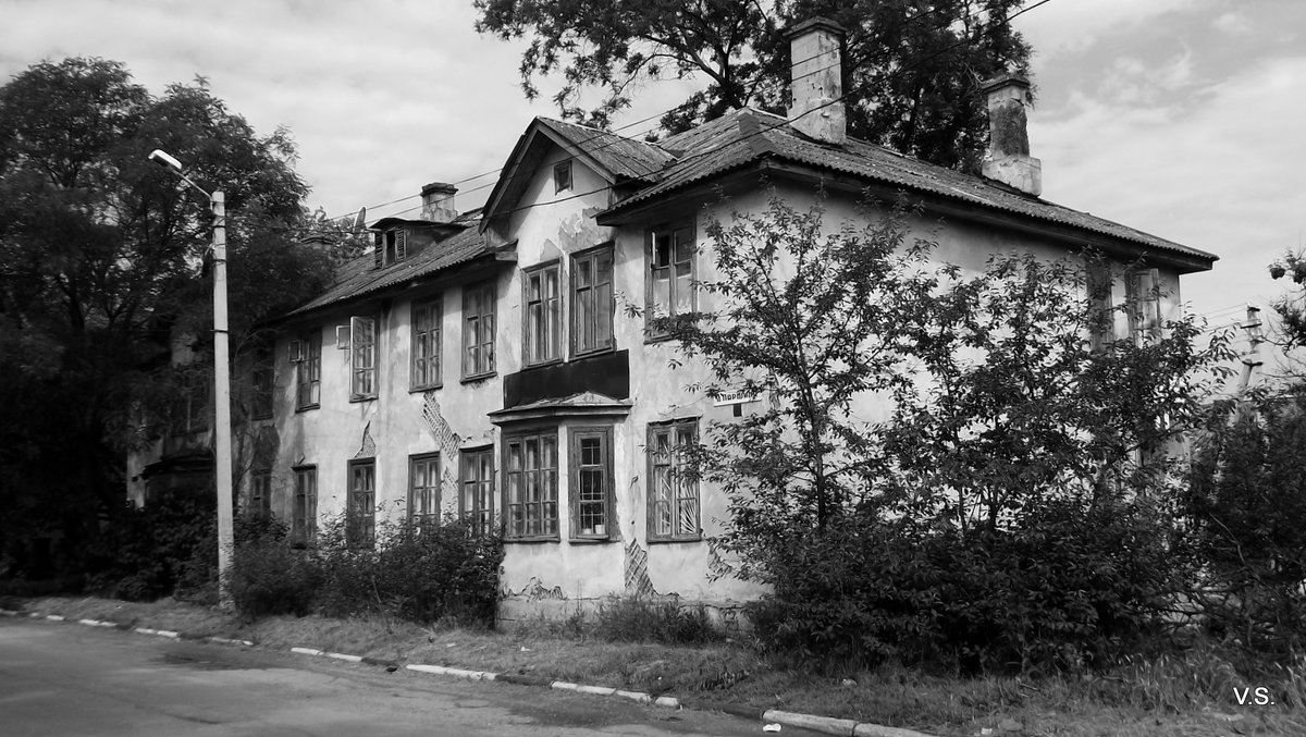 СЕВАСТОПОЛЬ-УЛ ПАРШИНА -СТАРЫЙ ДОМ :: ВАДИМ СКОРОБОГАТОВ – Социальная сеть  ФотоКто