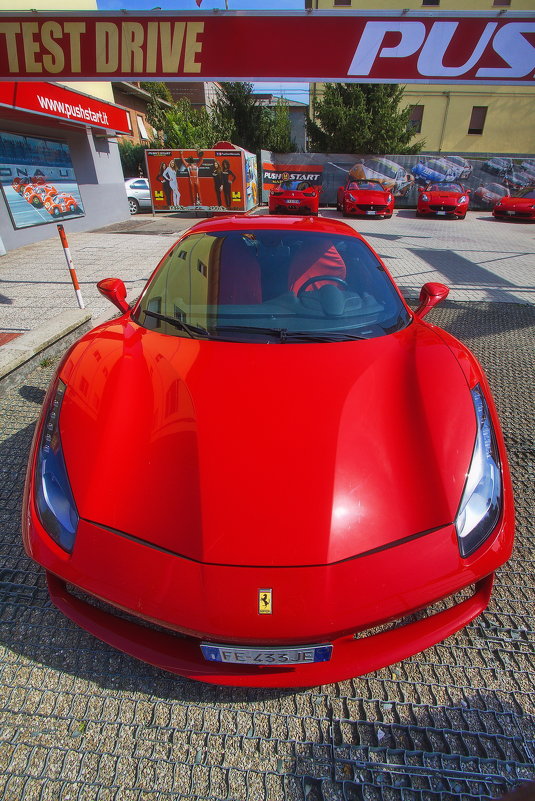 458 Italia - M Marikfoto