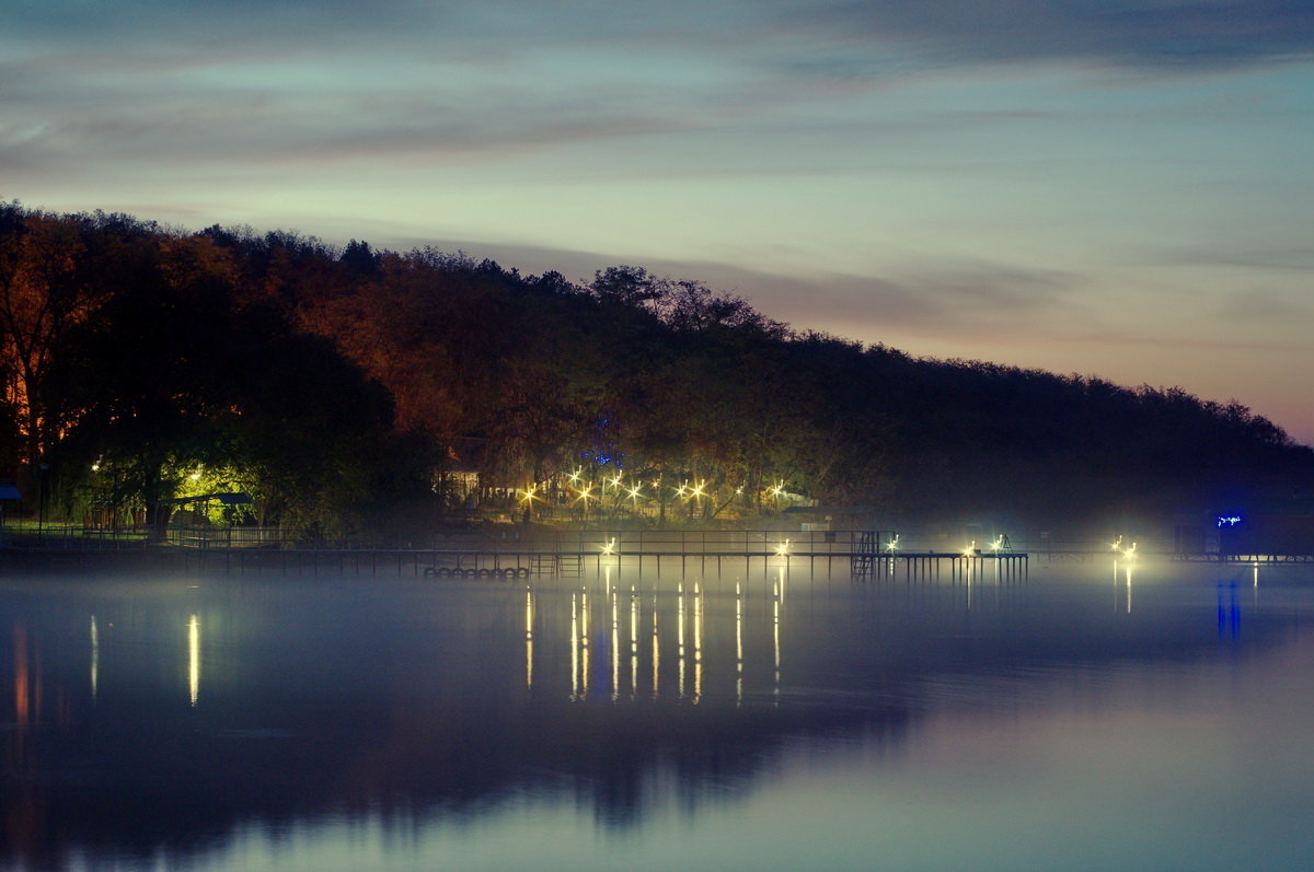 Вечер на озере - Vladimir Lisunov