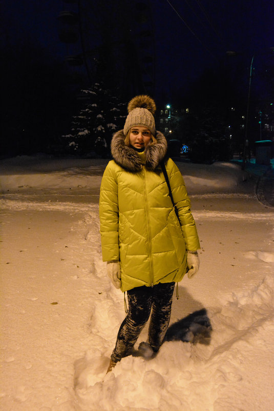 В снегу стоит и не мёрзнет - Света Кондрашова