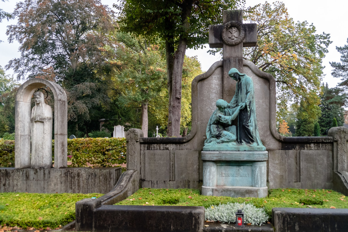 Северное кладбище Дюсседьдорфа - Witalij Loewin