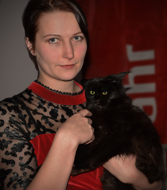 Девушка с котом - Наталия П