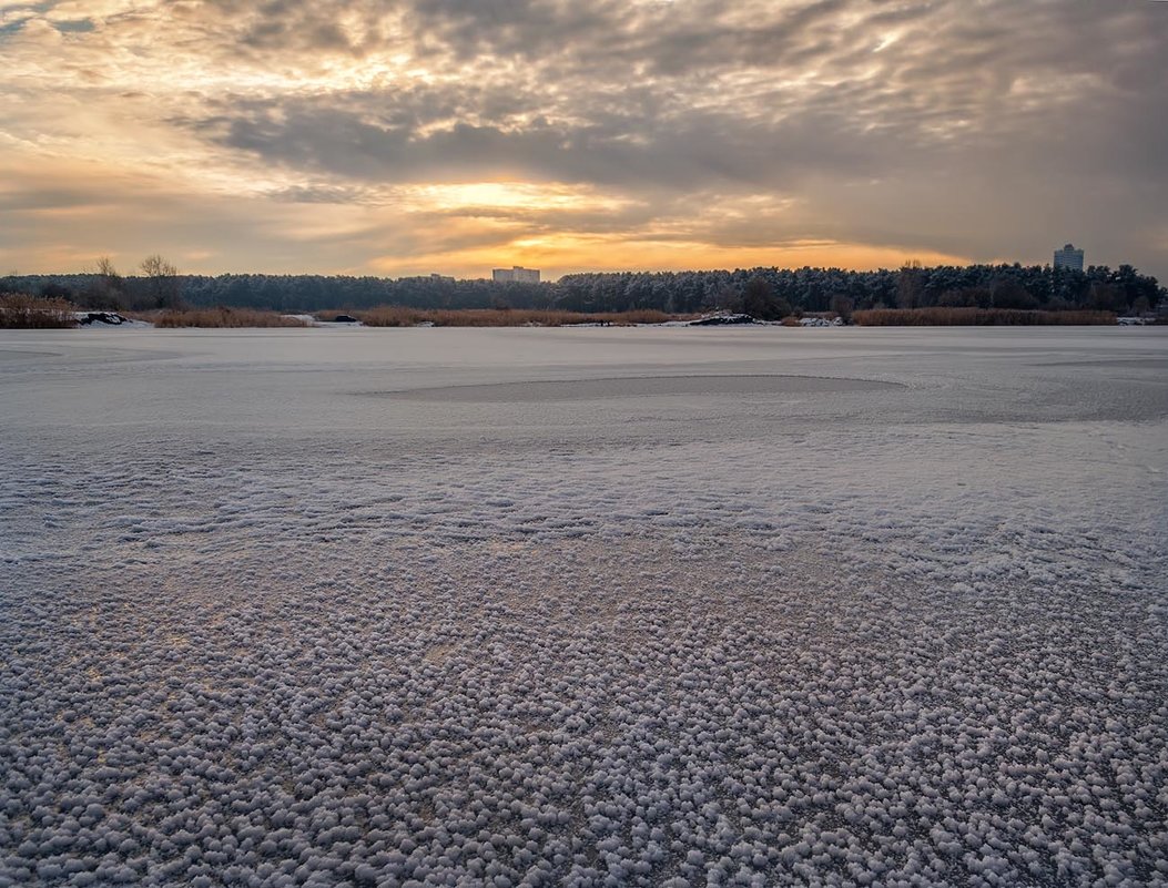 Замерзшая река - Лидия Цапко