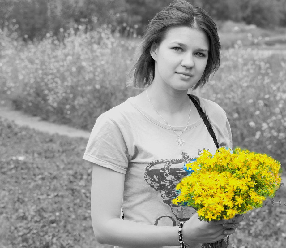 Девушка с цветами - Сергей Владимирович Егоров
