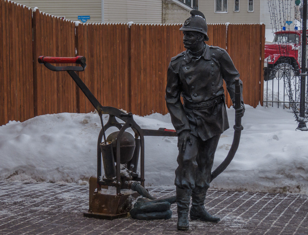 Памятник пожарным - Сергей Цветков