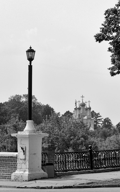Набережная Рязанского кремля с видом на храм Преображения Спаса на Яру - Ирина Александровна