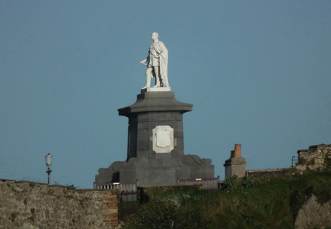 Статуя Принца Альберта в Тенби - Natalia Harries