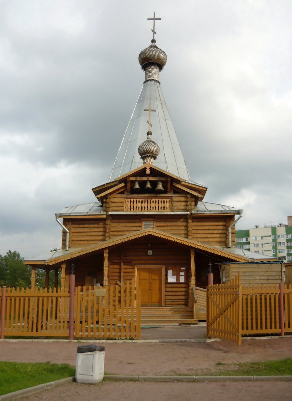 Деревянная церковь - Вера Щукина