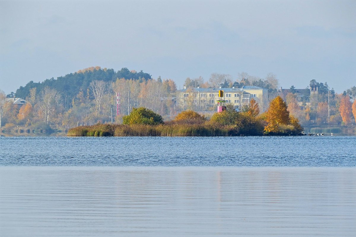 Екатеринбург,маяк на островке. - megaden774 