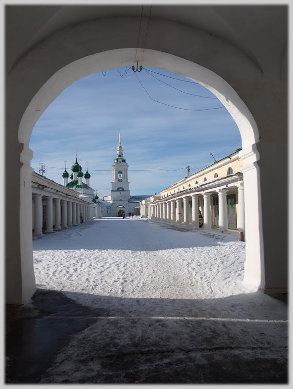 Ряды. Кострома. - Олег Савицкий