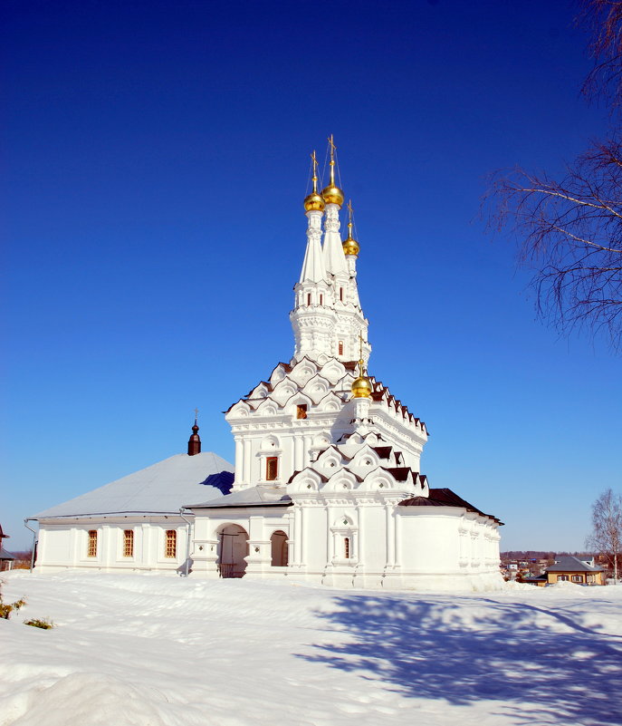 Трёхшатровая Одигитриевская церковь Ивановского монастыря (1637 - 1638). - Yuriy Rudyy