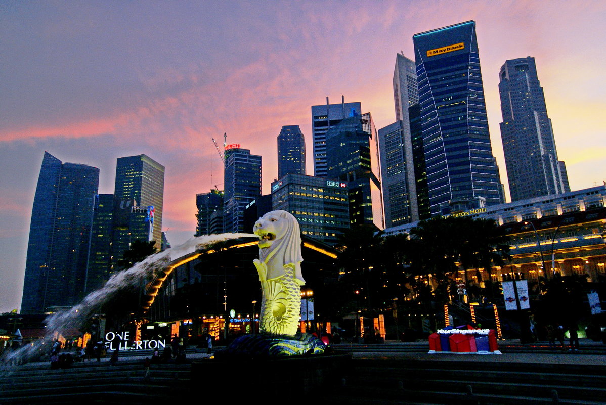 Merlion - символ Сингапура - Андрей K.