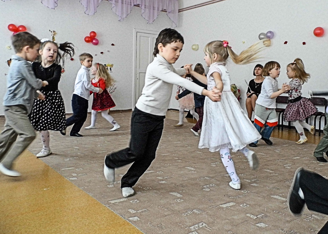 Танец... - Александр Мартынов