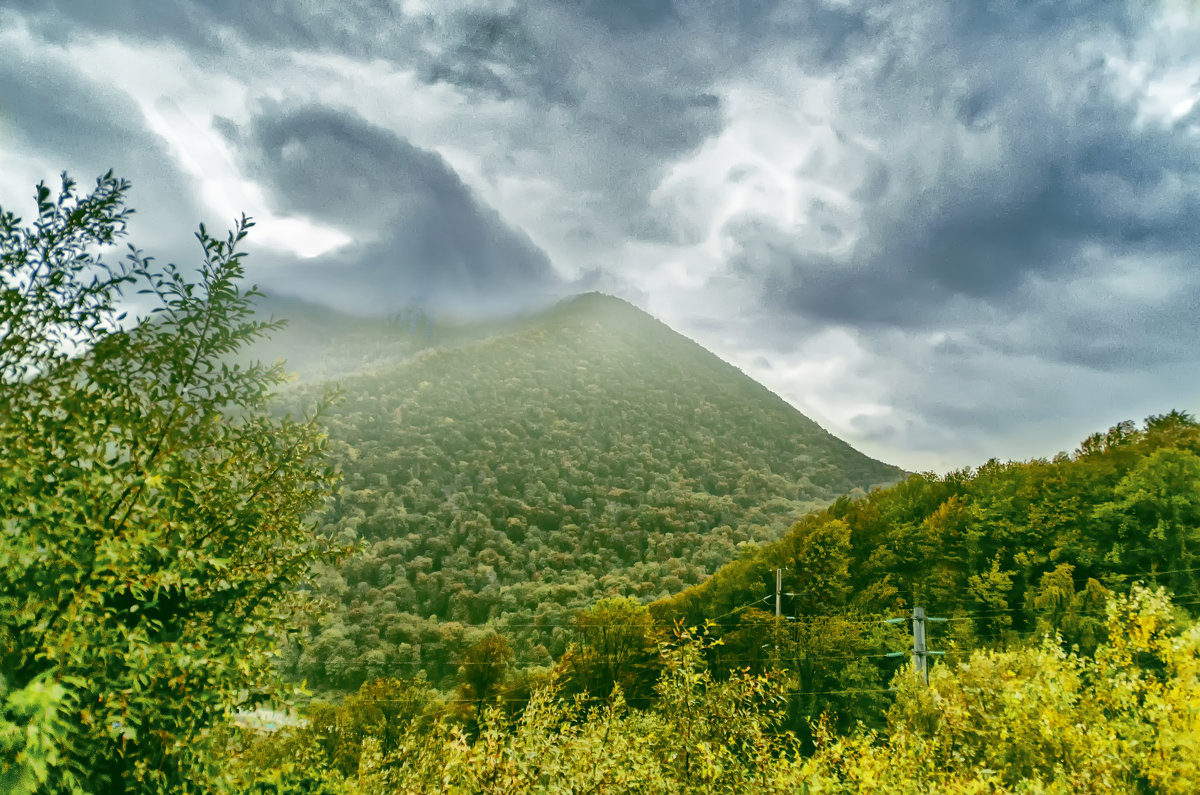 Облачные  образы в горах Кавказа - Виктор Заморков